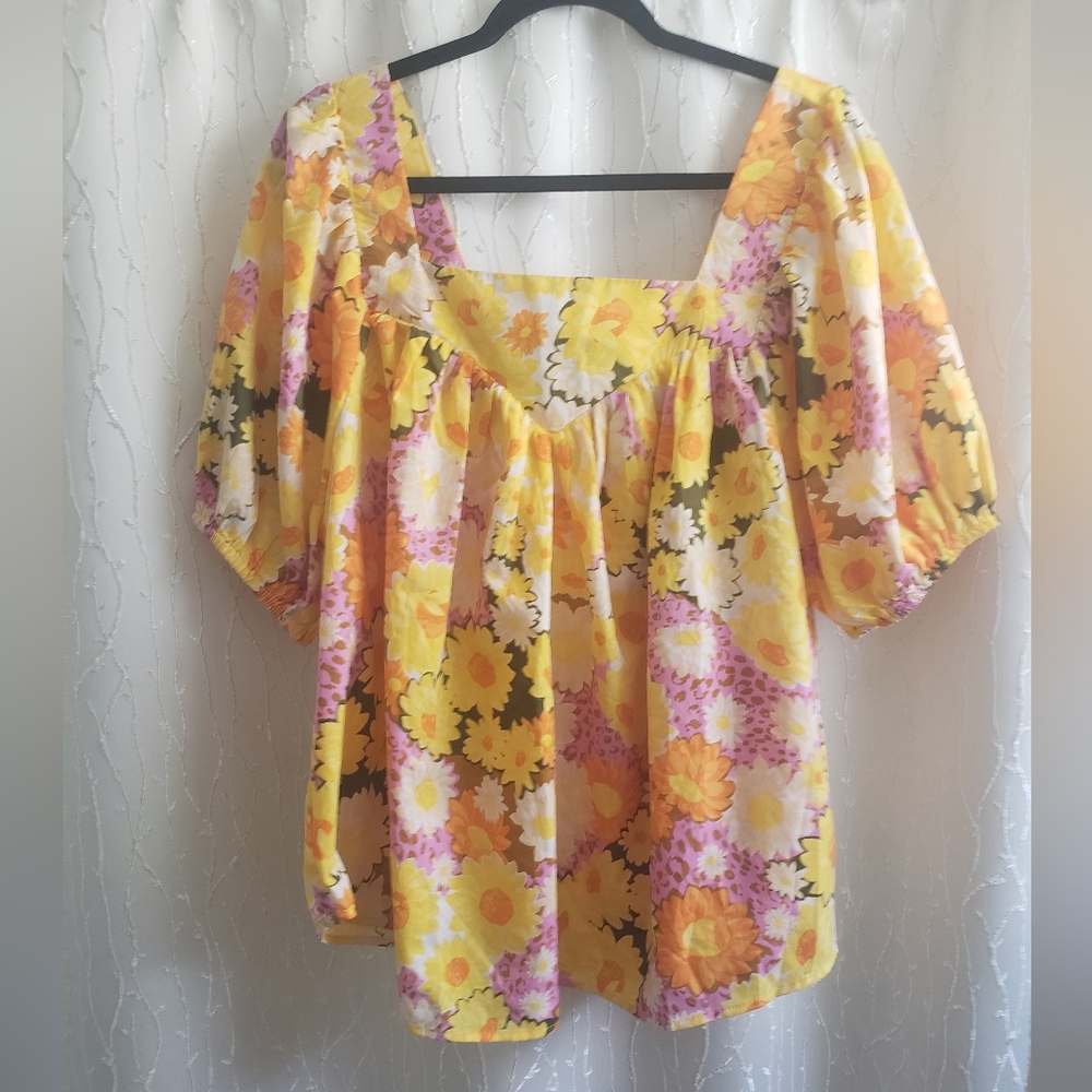 Live 4 truth Floral top plus sz 3X fun festive colorful